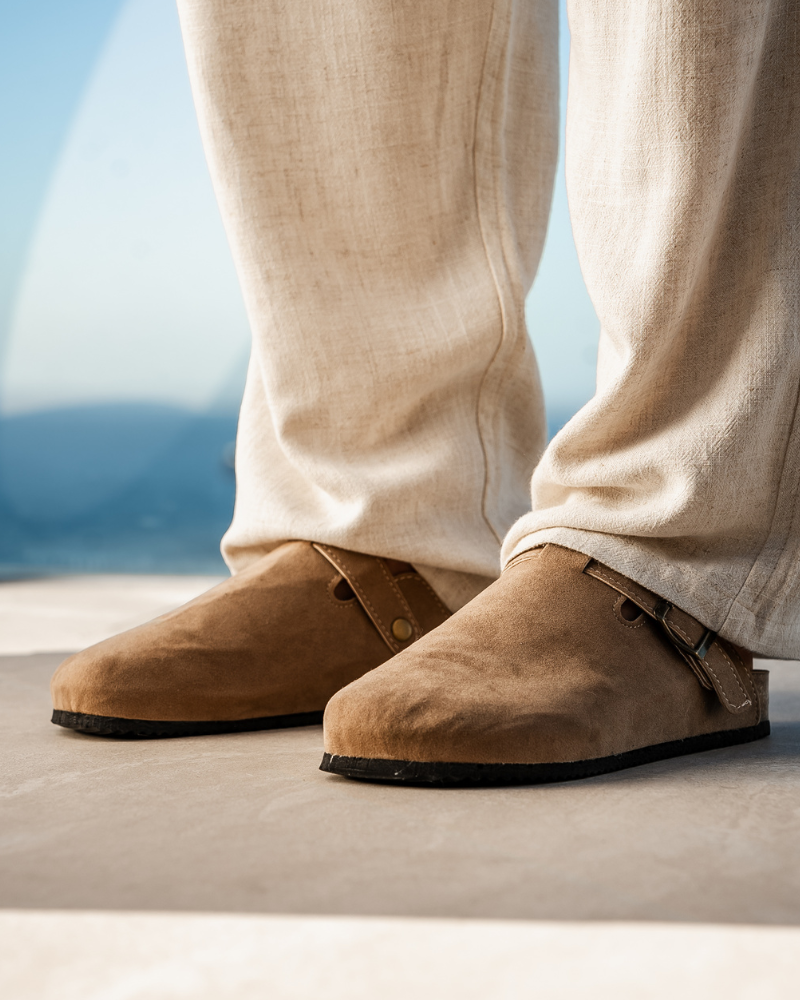 CONOR™ | SUEDE CLOGS