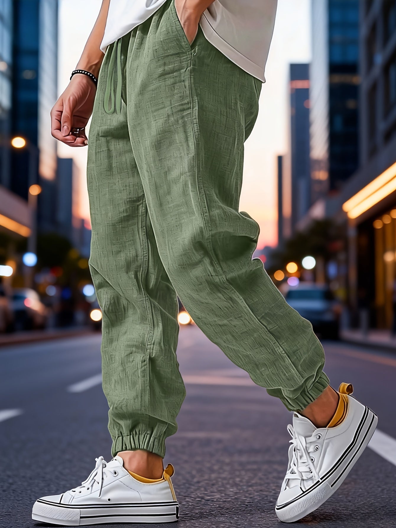 CONOR™™ | Men's Relaxed Woven Trousers