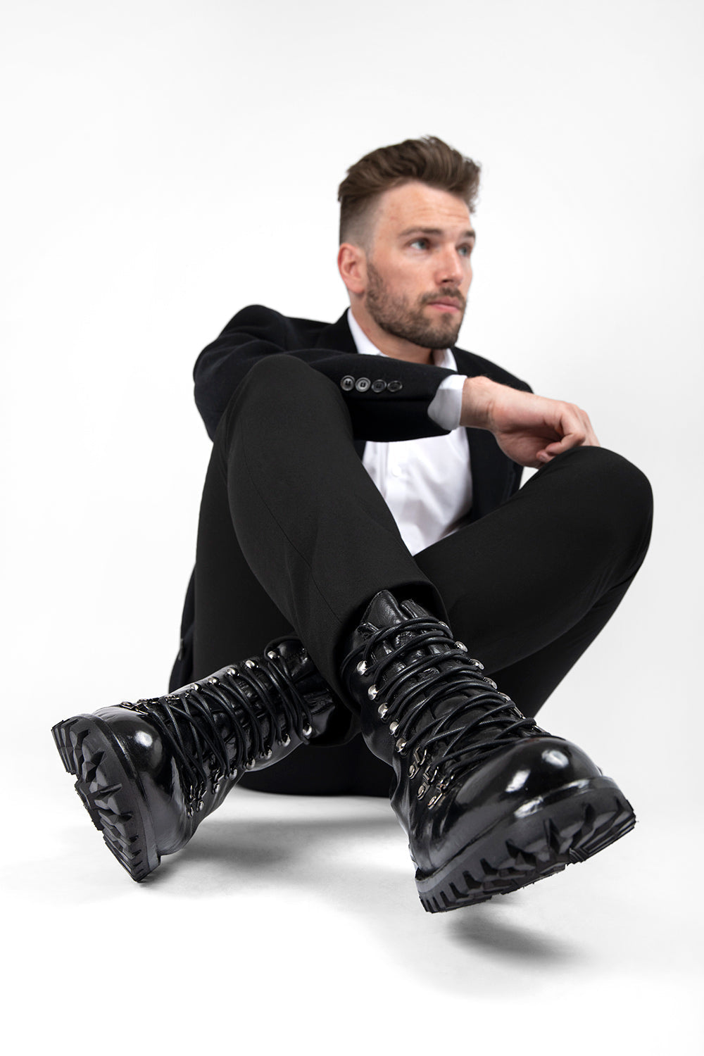 CONOR™ | CAMDEN tar-black combat boots.