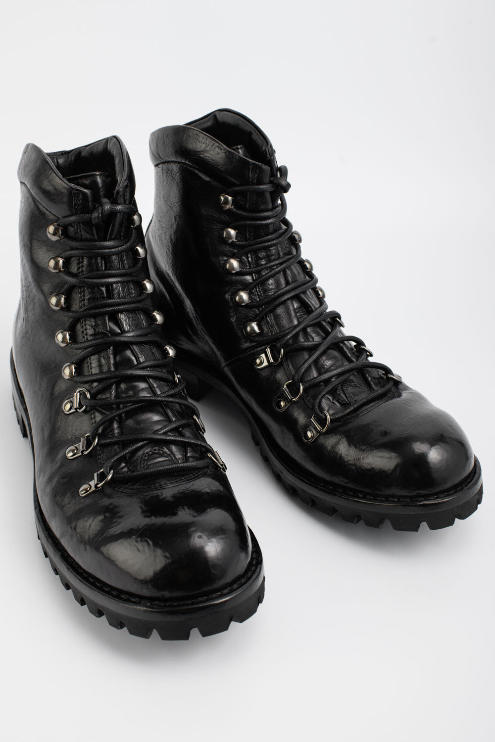 CONOR™ | CAMDEN tar-black combat boots.