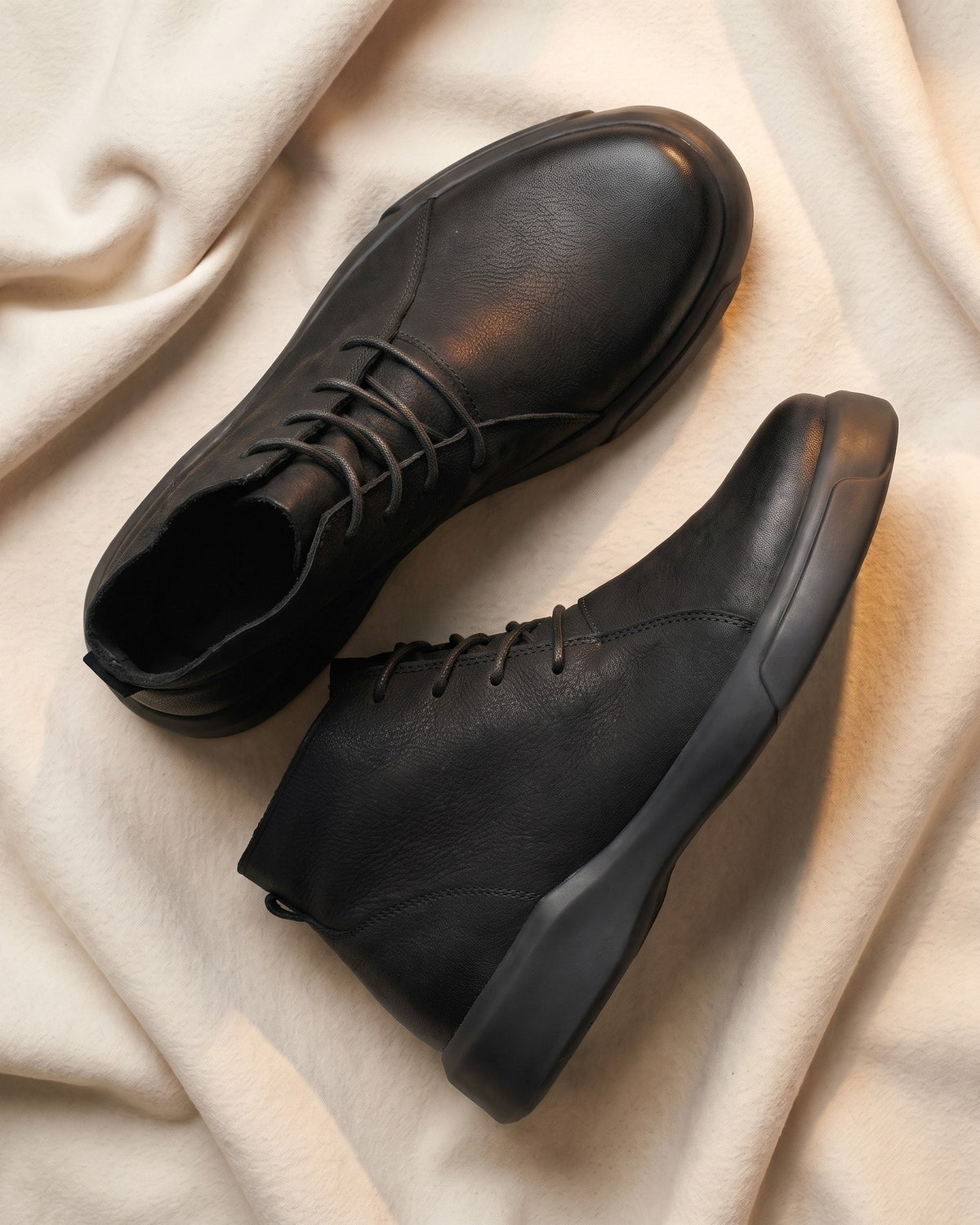 CONOR™ | Fabian Leather Chukka Boot